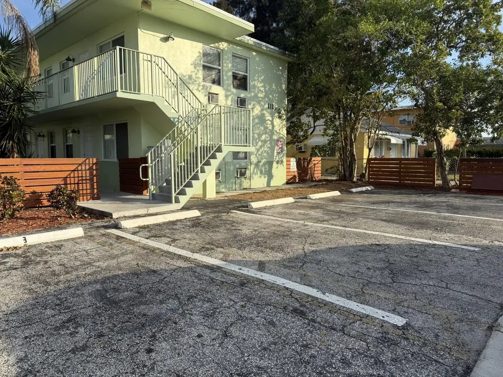 1118 N H Street Lake Worth Beach FL 33460