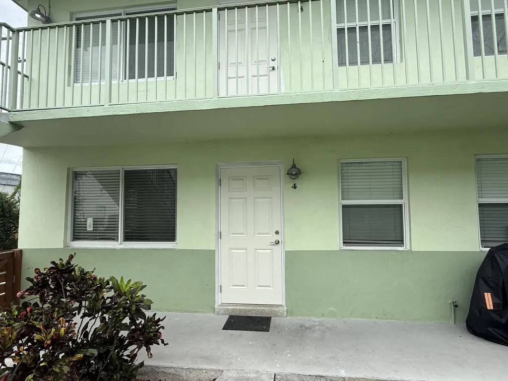 1118 N H Street Lake Worth Beach FL 33460
