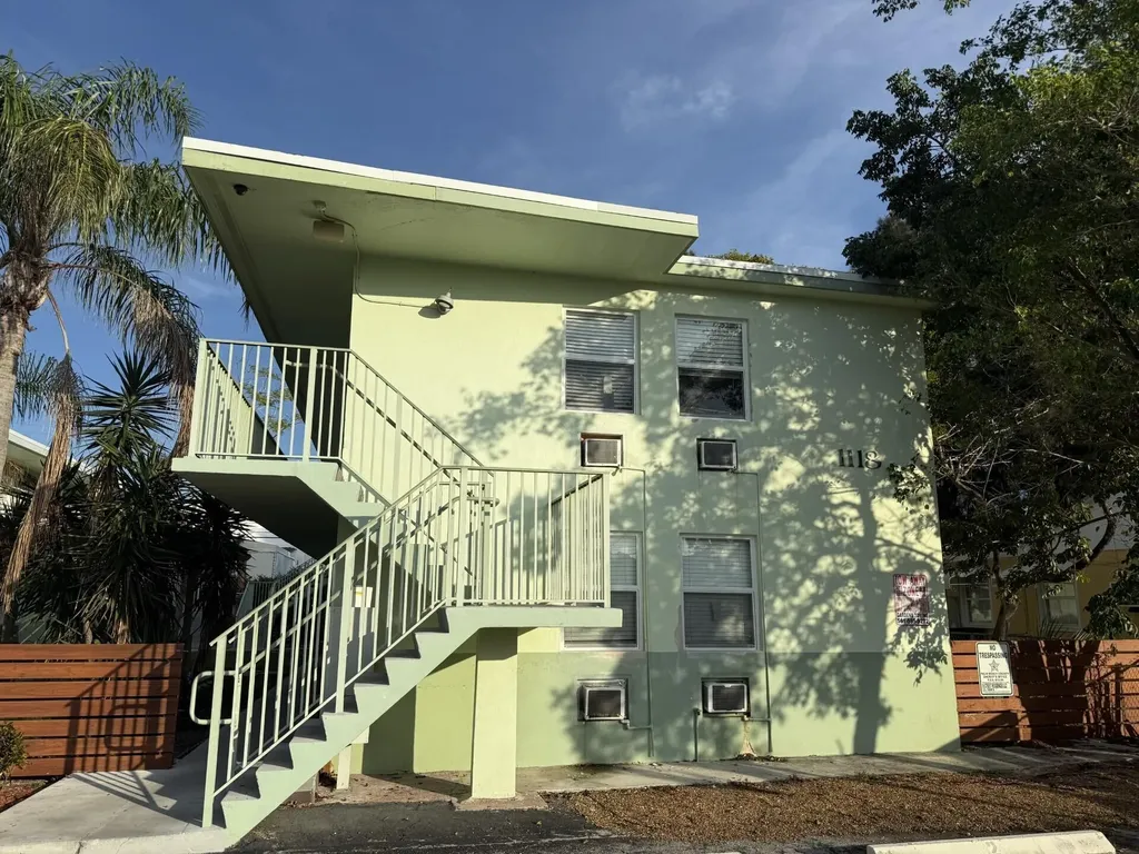 1118 N H Street Lake Worth Beach FL 33460