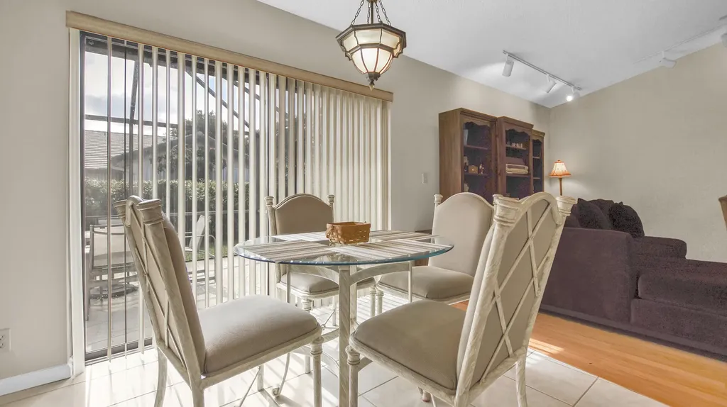 2345 NW 95th Terrace Coral Springs FL 33065