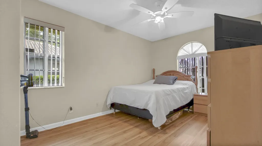 2345 NW 95th Terrace Coral Springs FL 33065