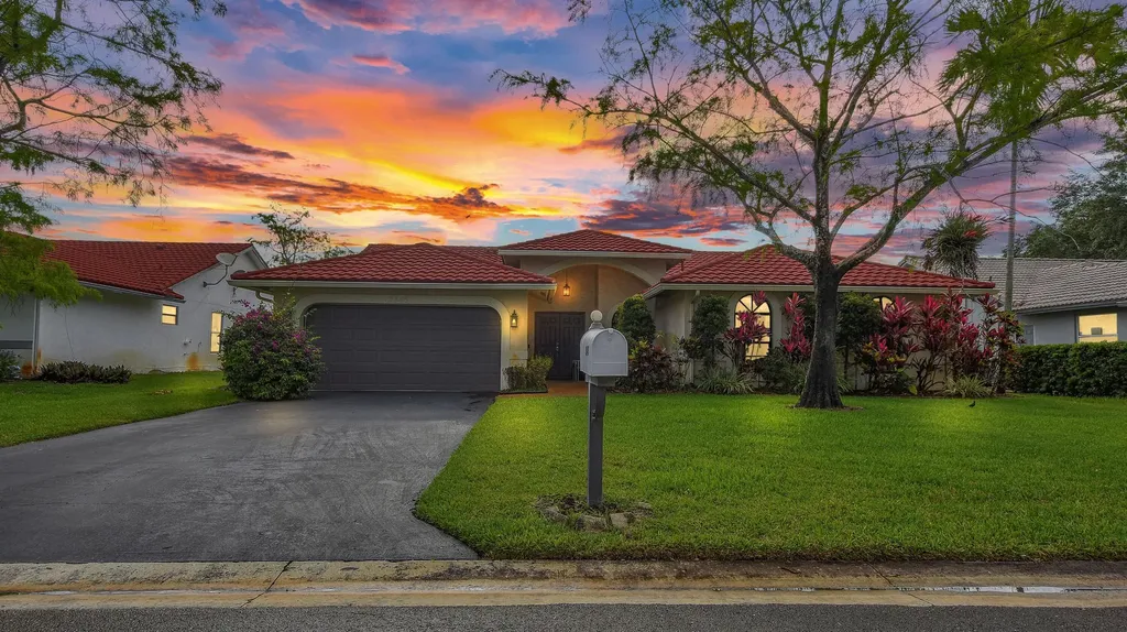 2345 NW 95th Terrace Coral Springs FL 33065