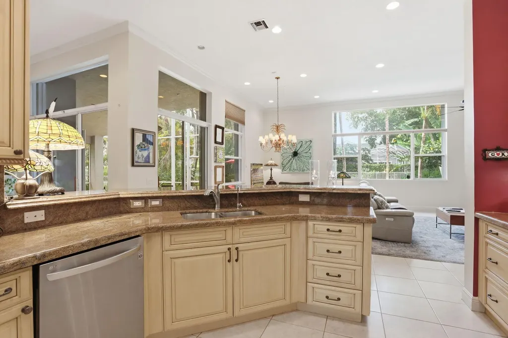 7527 Monticello Way Boynton Beach FL 33437