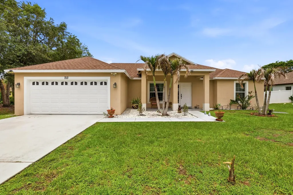 713 NW Biscayne Drive Port St Lucie FL 34983