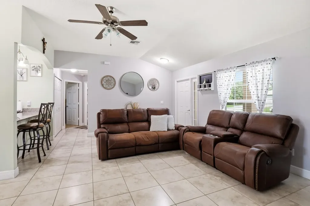 713 NW Biscayne Drive Port St Lucie FL 34983