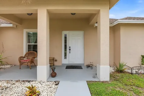 713 NW Biscayne Drive Port St Lucie FL 34983
