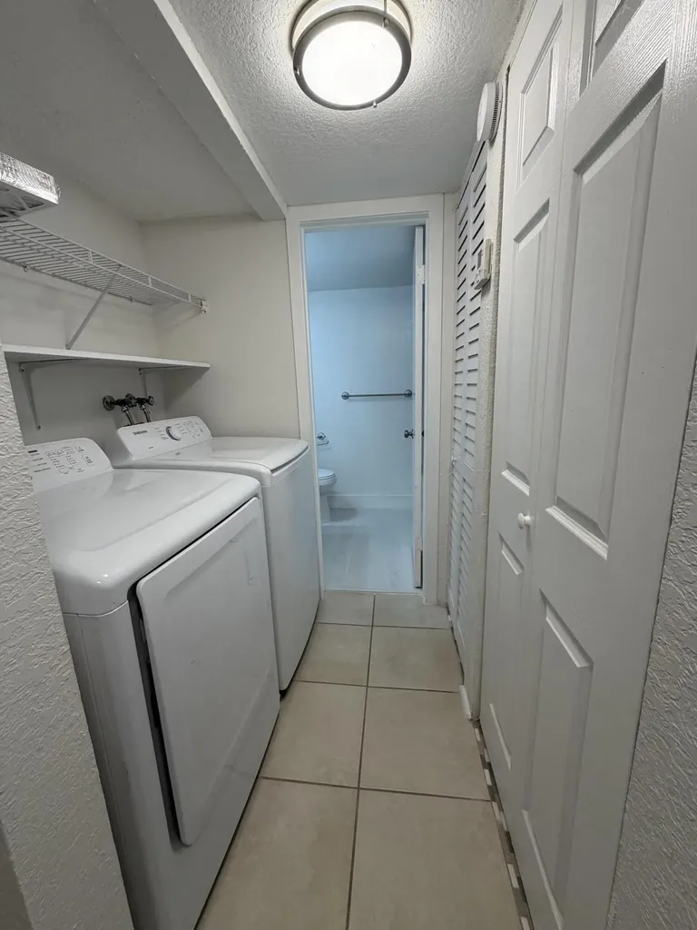 7175 Orange Drive Davie FL 33314