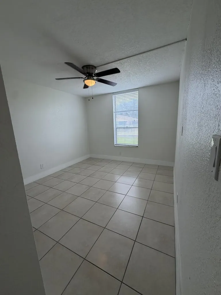 7175 Orange Drive Davie FL 33314