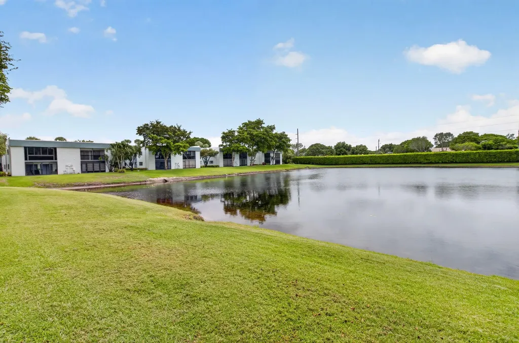 15054 Ashland Way Delray Beach FL 33484