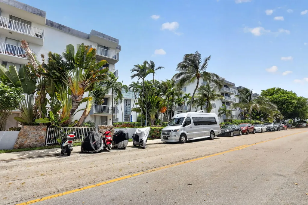 1801 S Treasure Drive North Bay Village FL 33141