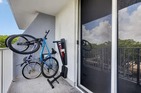 1801 S Treasure Drive North Bay Village FL 33141