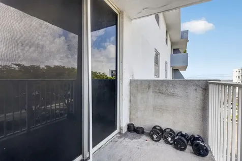 1801 S Treasure Drive North Bay Village FL 33141