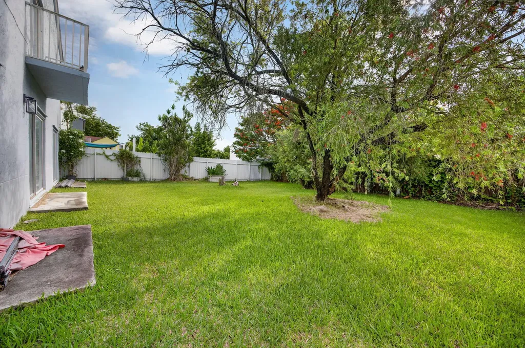 27277 SW 121st Court Homestead FL 33032