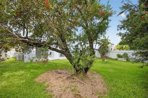 27277 SW 121st Court Homestead FL 33032