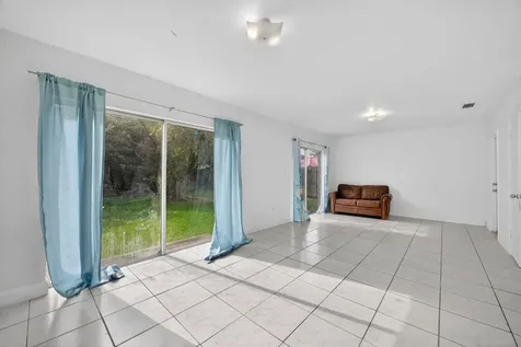 27277 SW 121st Court Homestead FL 33032