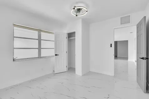 6812 NW 74th Place Tamarac FL 33321