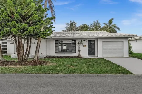 6812 NW 74th Place Tamarac FL 33321
