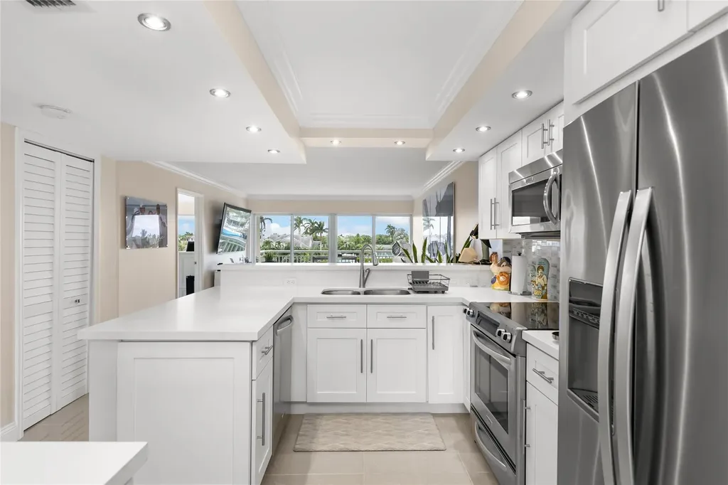 2611 N Riverside Drive Pompano Beach FL 33062