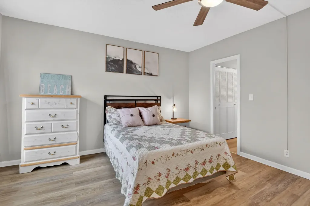 250 NE 20th Street Boca Raton FL 33431