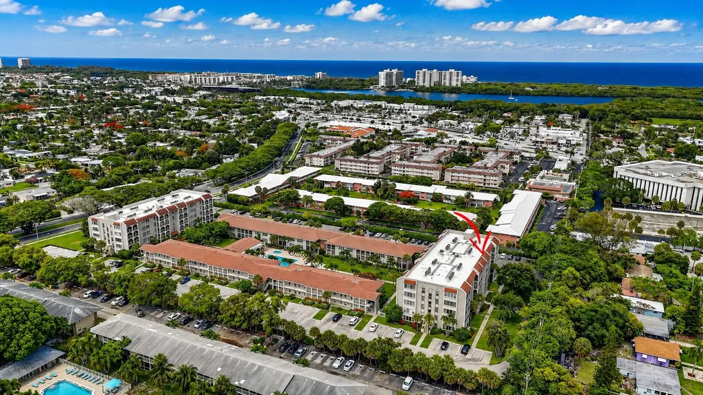 250 NE 20th Street Boca Raton FL 33431