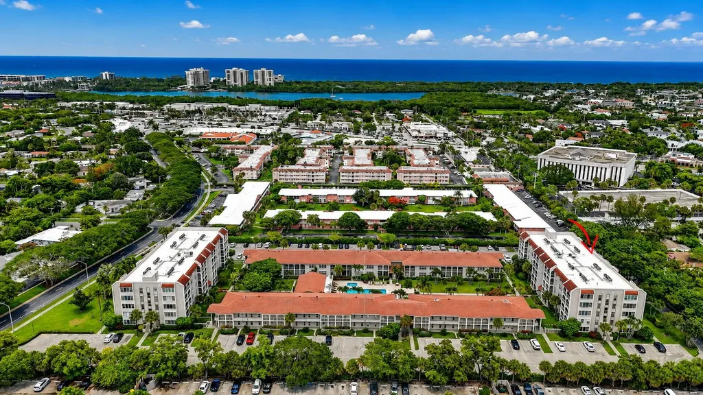 250 NE 20th Street Boca Raton FL 33431