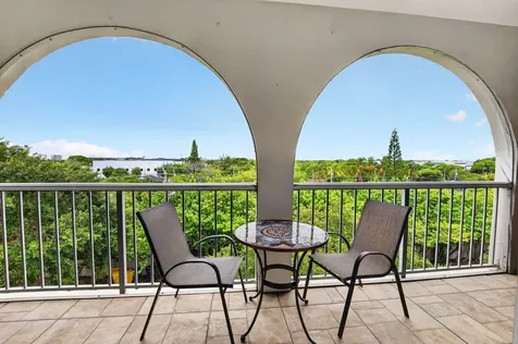 250 NE 20th Street Boca Raton FL 33431