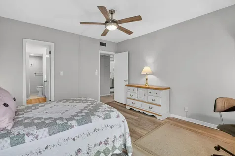 250 NE 20th Street Boca Raton FL 33431