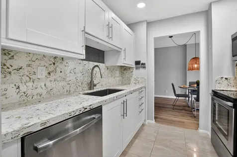 250 NE 20th Street Boca Raton FL 33431