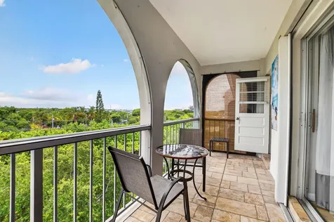 250 NE 20th Street Boca Raton FL 33431