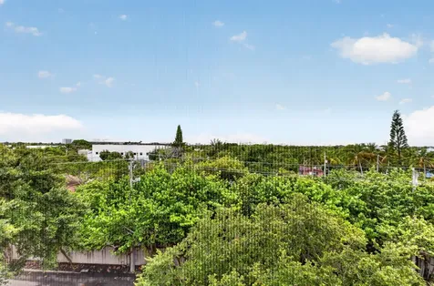 250 NE 20th Street Boca Raton FL 33431