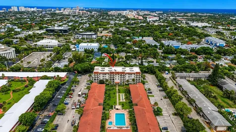 250 NE 20th Street Boca Raton FL 33431