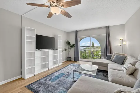 250 NE 20th Street Boca Raton FL 33431