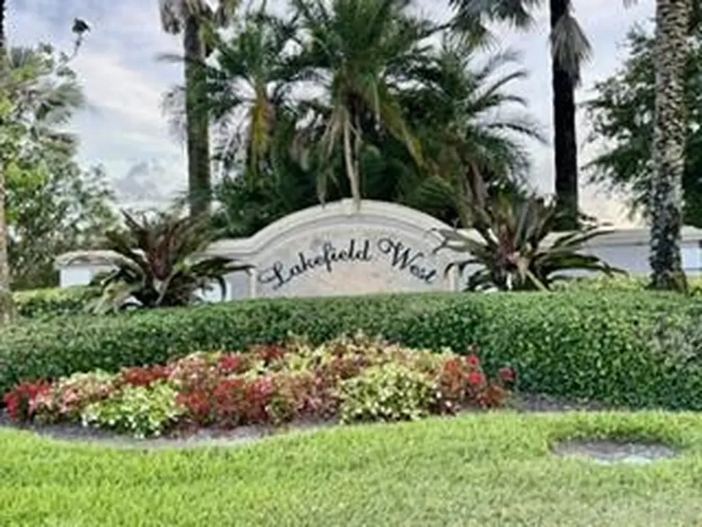 1965 S Club Drive S Wellington FL 33414