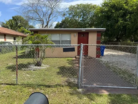 2221 NW 6th Court Fort Lauderdale FL 33311