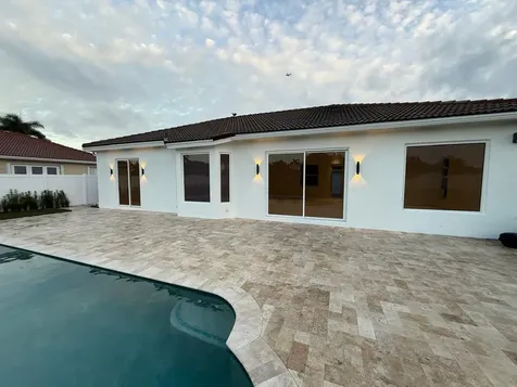 3244 SW 53rd Court Hollywood FL 33312