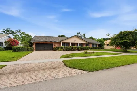 7221 SW 7th Street Plantation FL 33317