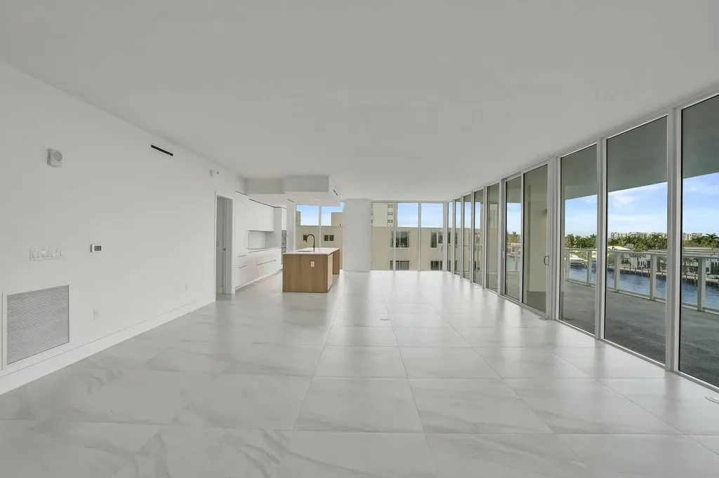 407 N Riverside Drive Pompano Beach FL 33062