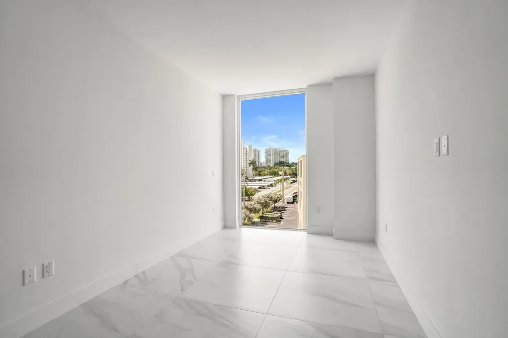 407 N Riverside Drive Pompano Beach FL 33062