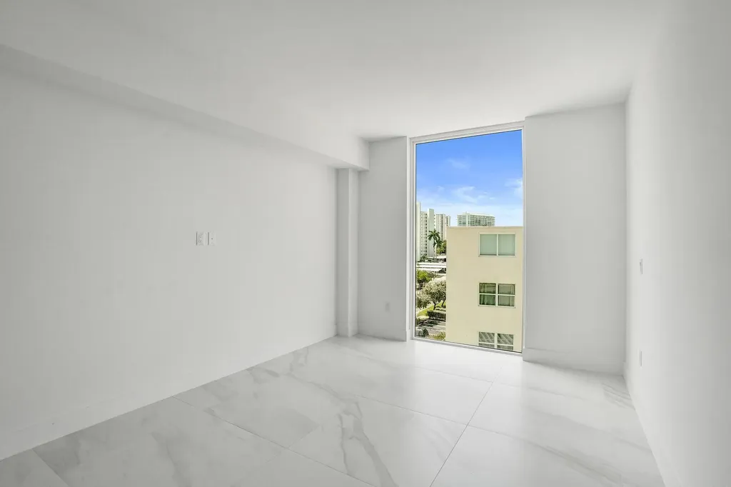 407 N Riverside Drive Pompano Beach FL 33062