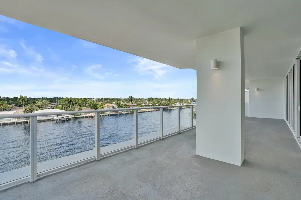 407 N Riverside Drive Pompano Beach FL 33062