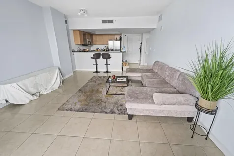 140 S Dixie Highway Hollywood FL 33020