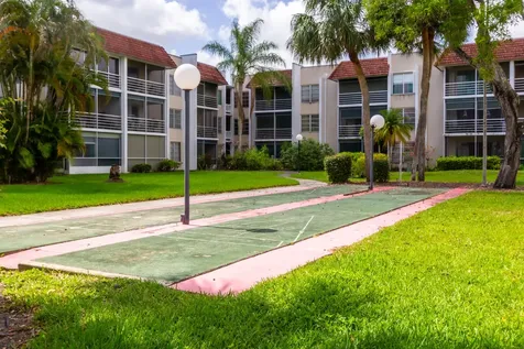 3531 Inverrary Drive Lauderhill FL 33319