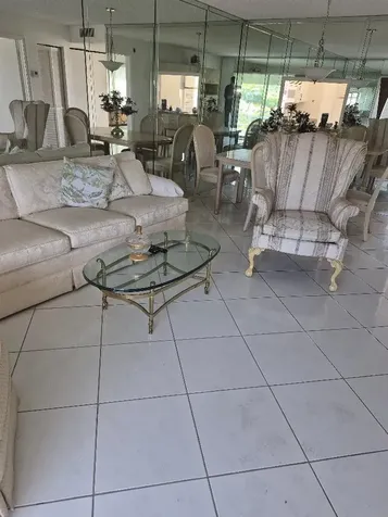 3531 Inverrary Drive Lauderhill FL 33319