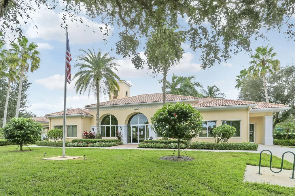 805 Niemen Drive Palm Beach Gardens FL 33410