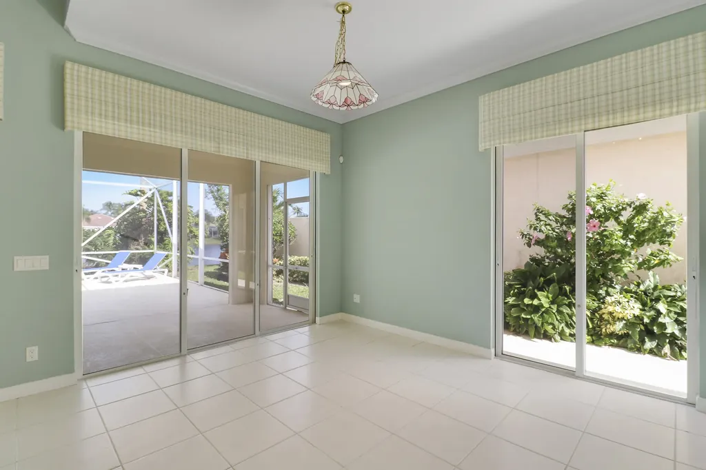 805 Niemen Drive Palm Beach Gardens FL 33410