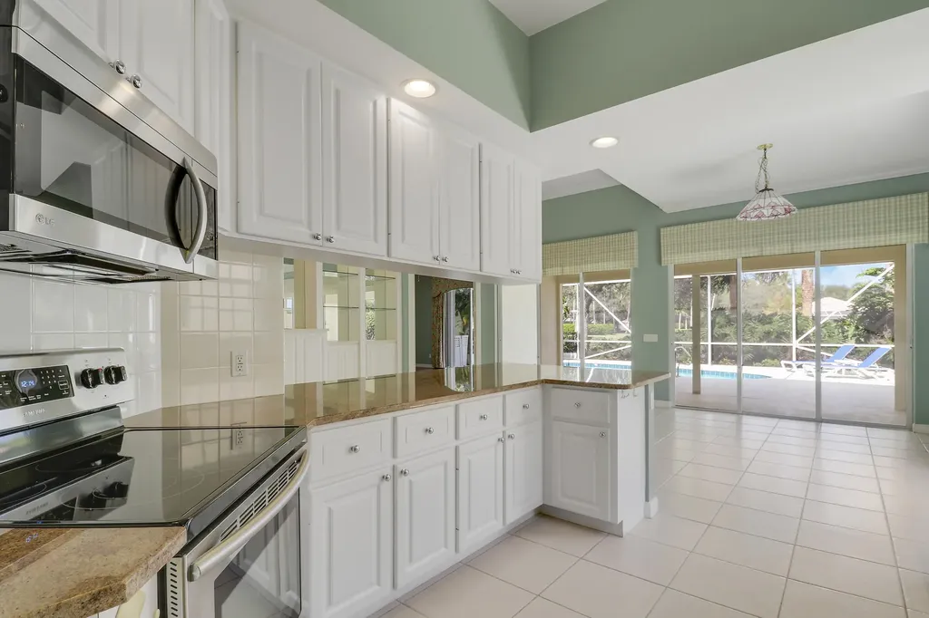 805 Niemen Drive Palm Beach Gardens FL 33410