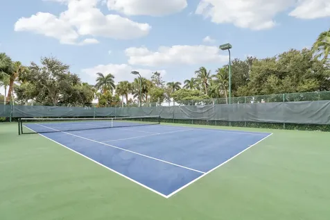 805 Niemen Drive Palm Beach Gardens FL 33410