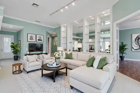 805 Niemen Drive Palm Beach Gardens FL 33410