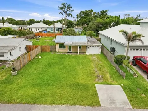 996 SW 34th Terrace Palm City FL 34990