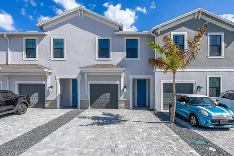 276 SW Sally Way Stuart FL 34997